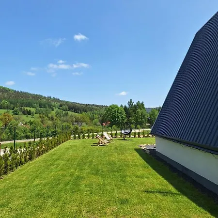 בקתה Na Sudeckiej Polanie